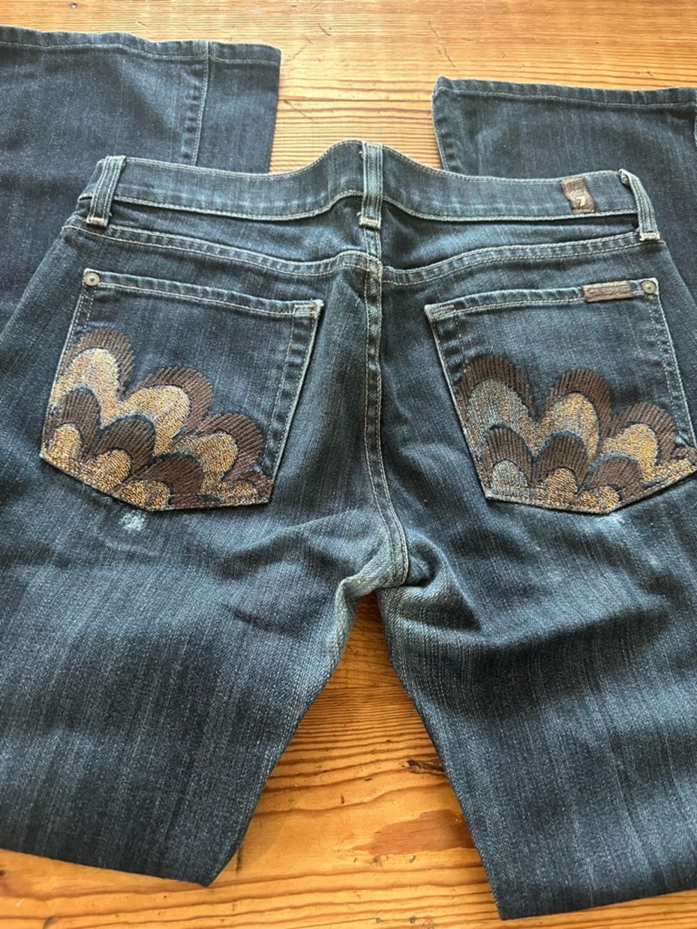 7 For All Mankind Blue Jeans with Scallop Embroidered Pockets